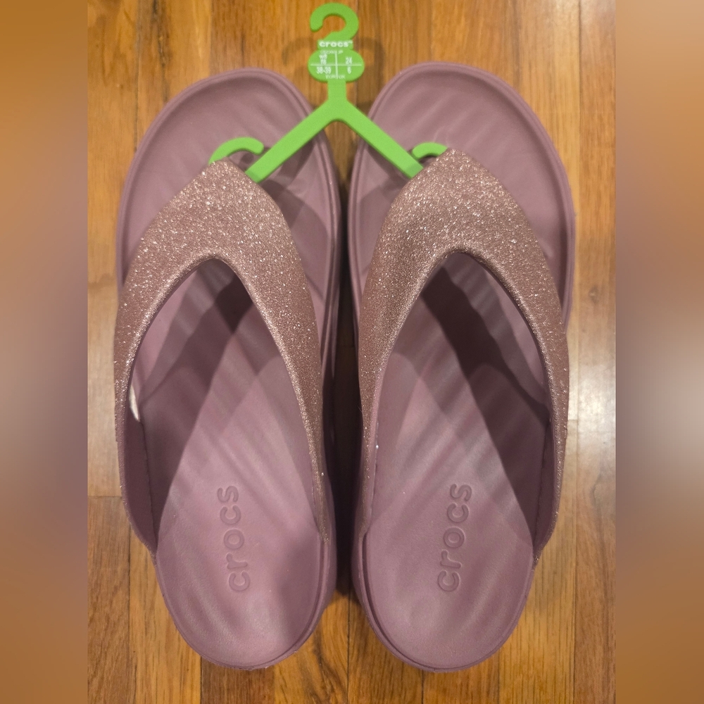 CROCS Women's Glitter Sandals - Pink